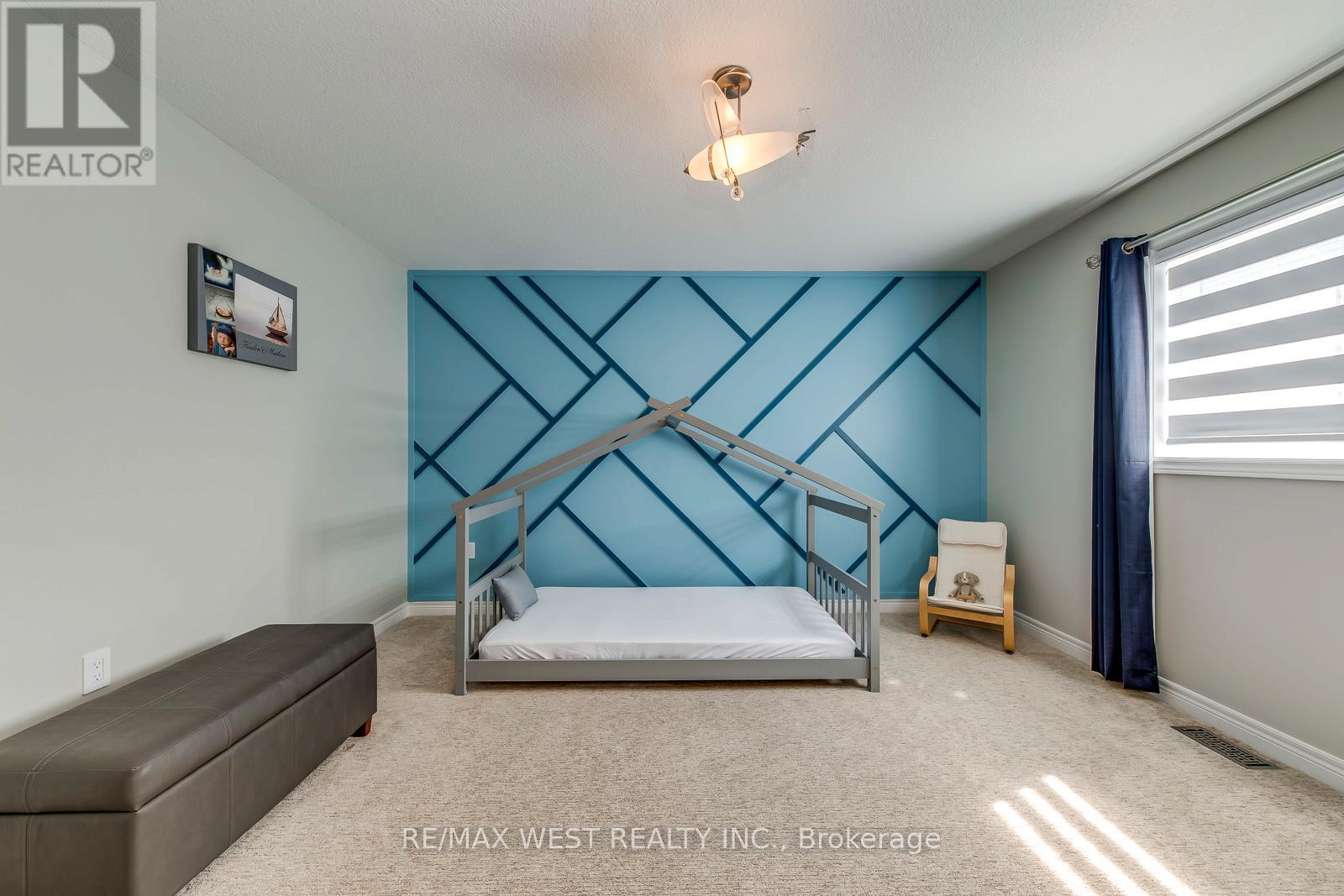 55 Kaufman Drive, Hamilton, Ontario  L0R 1C0 - Photo 30 - X12413529
