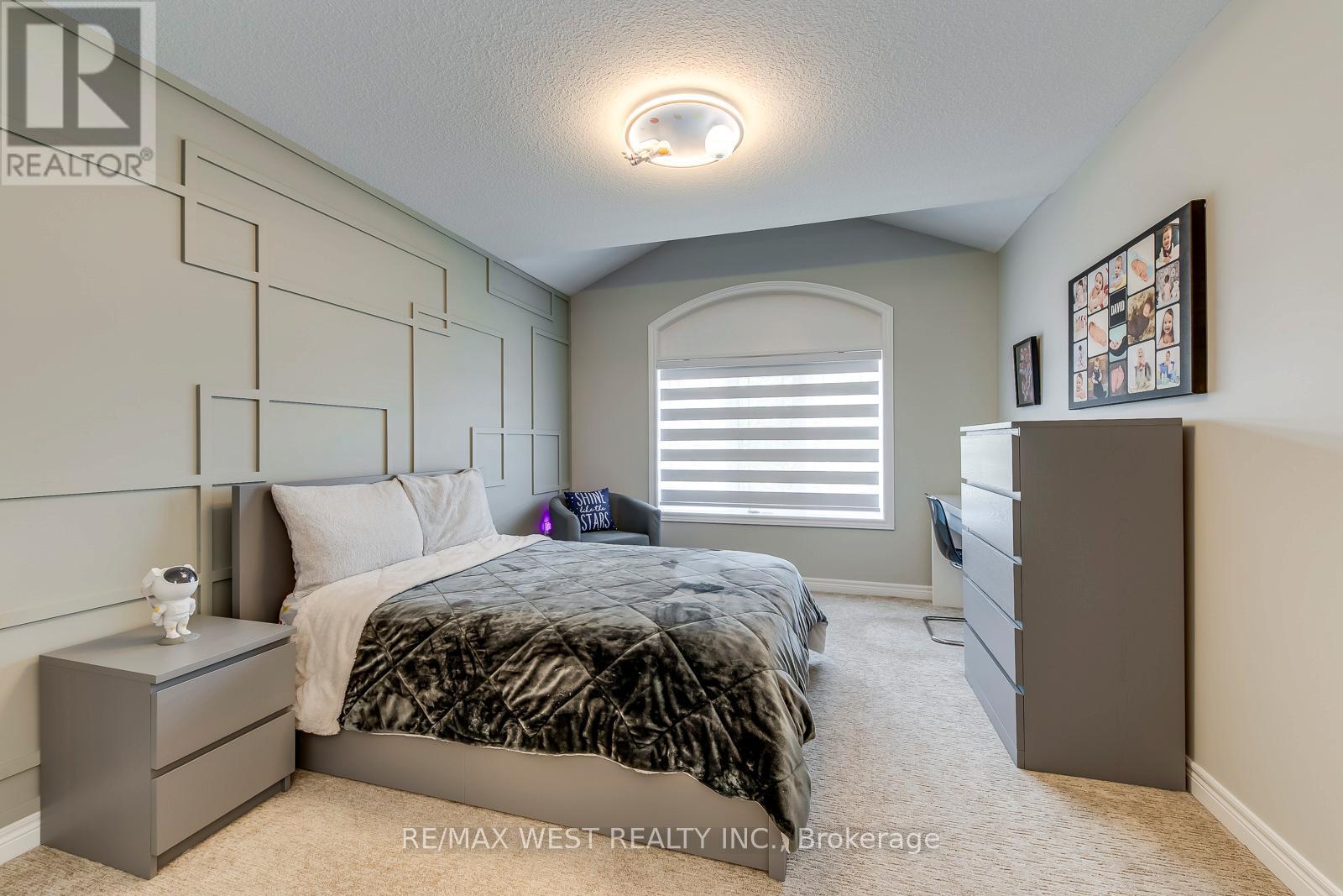 55 Kaufman Drive, Hamilton, Ontario  L0R 1C0 - Photo 32 - X12413529