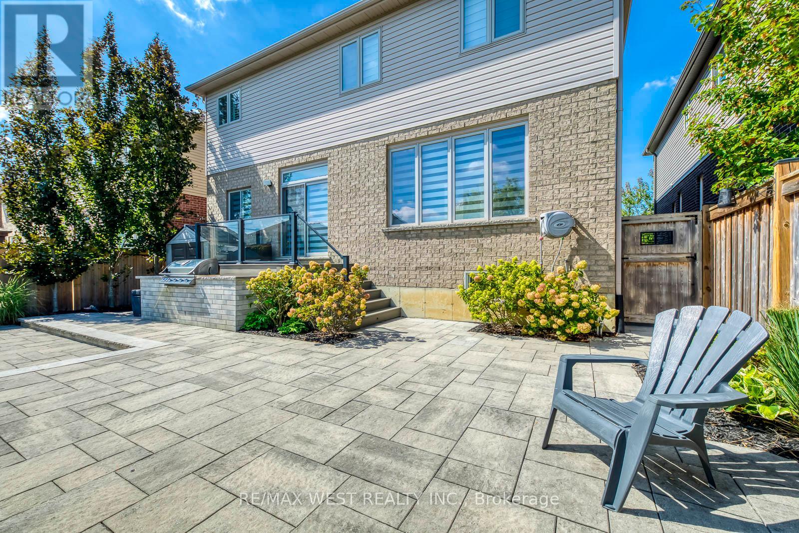 55 Kaufman Drive, Hamilton, Ontario  L0R 1C0 - Photo 44 - X12413529