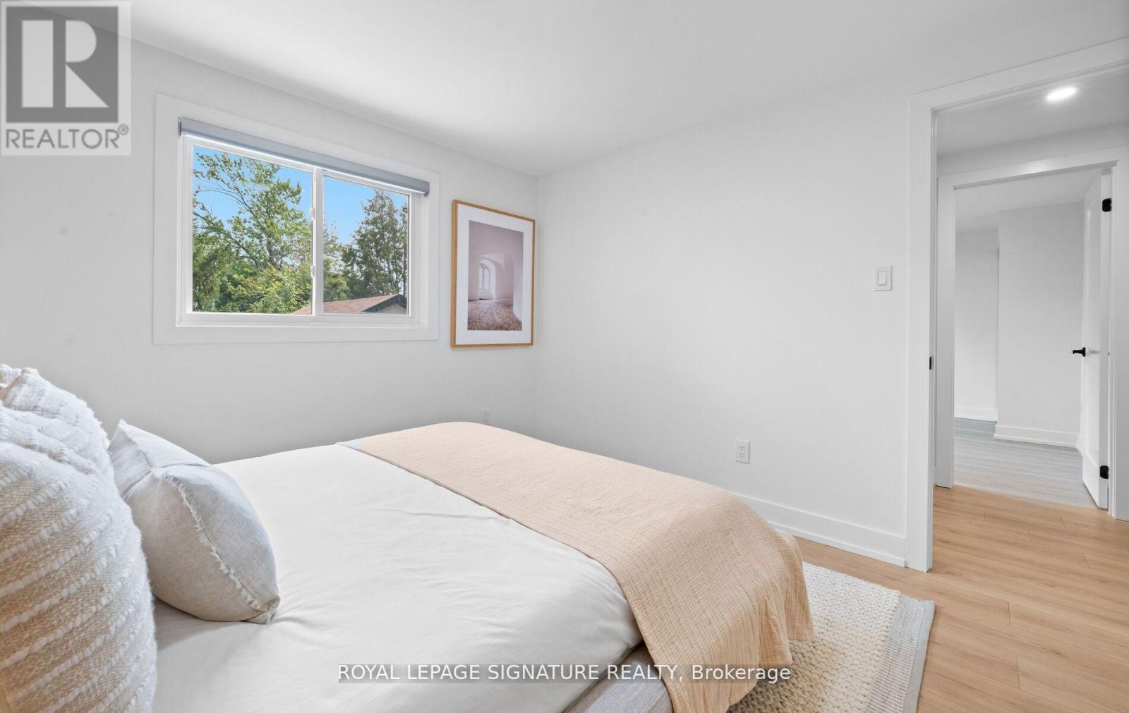 105 Lilacside Drive, Hamilton, Ontario  L8V 2L8 - Photo 20 - X12413606