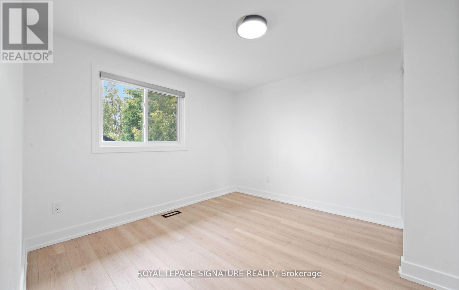 105 Lilacside Drive, Hamilton, Ontario  L8V 2L8 - Photo 24 - X12413606