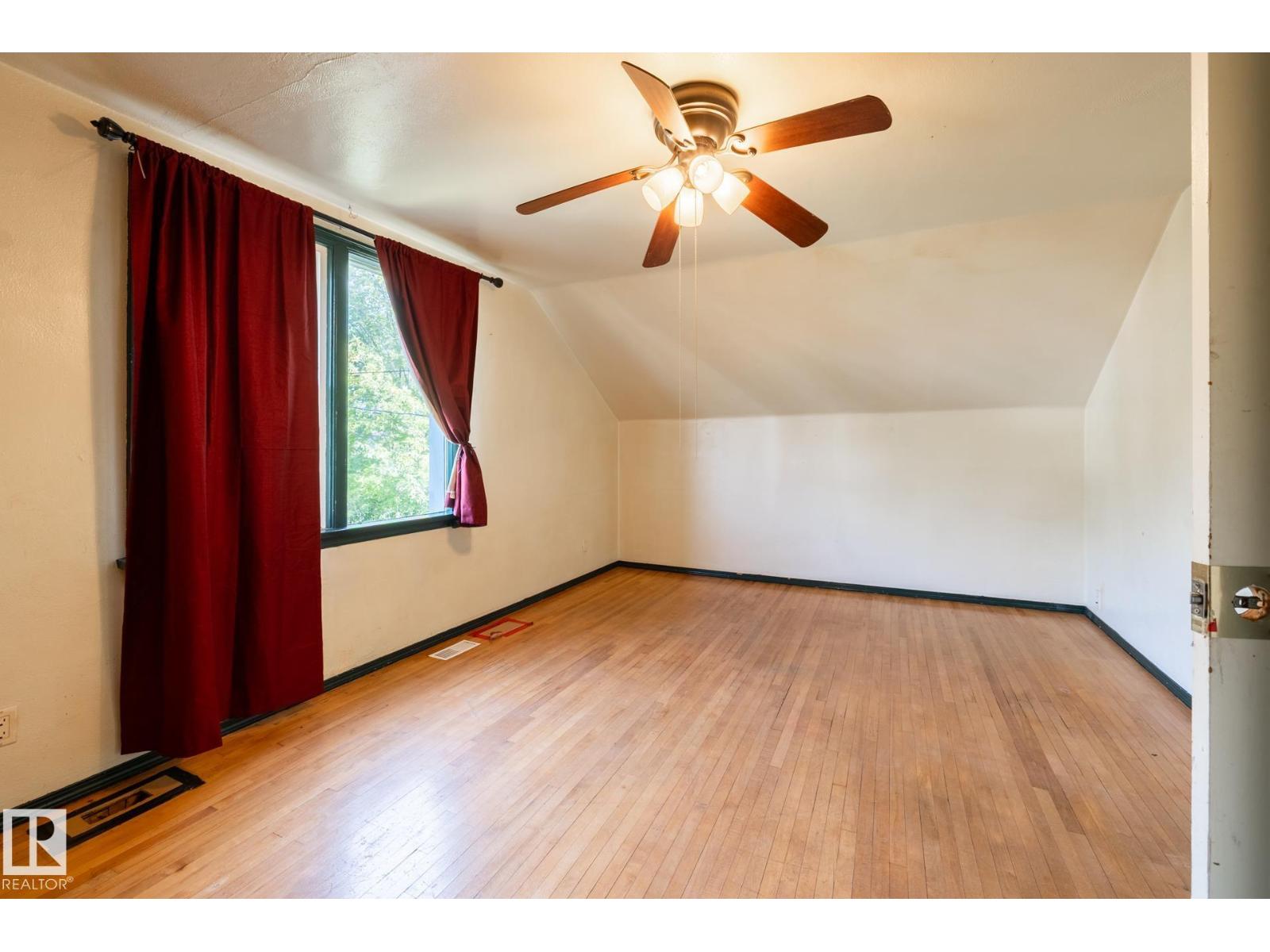 7602 109 St Nw, Edmonton, Alberta  T6G 1C2 - Photo 13 - E4457253