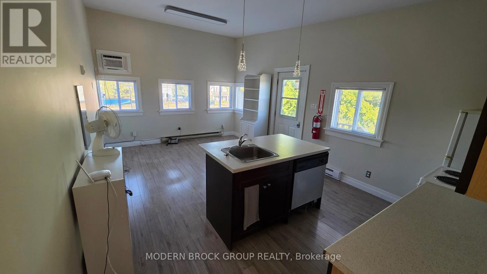 1 - 6679 Fourth Line Road, Ottawa, Ontario  K0A 2Z0 - Photo 3 - X12413619