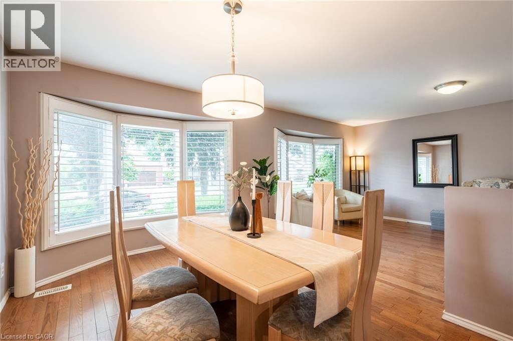 16 Flamingo Drive, Hamilton, Ontario  L9A 4X7 - Photo 10 - 40771461