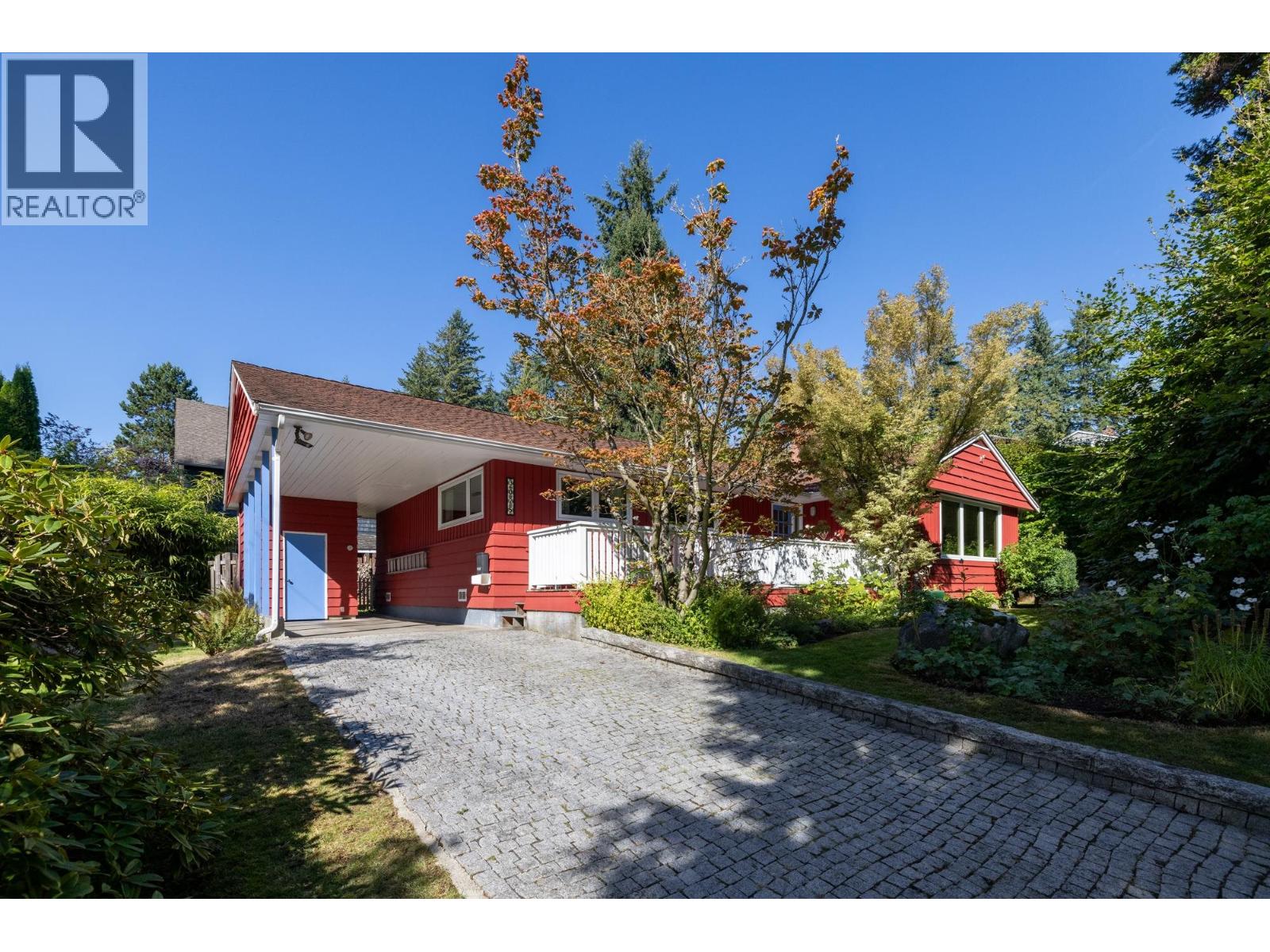 3025 PRINCESS AVENUE, North Vancouver, British Columbia