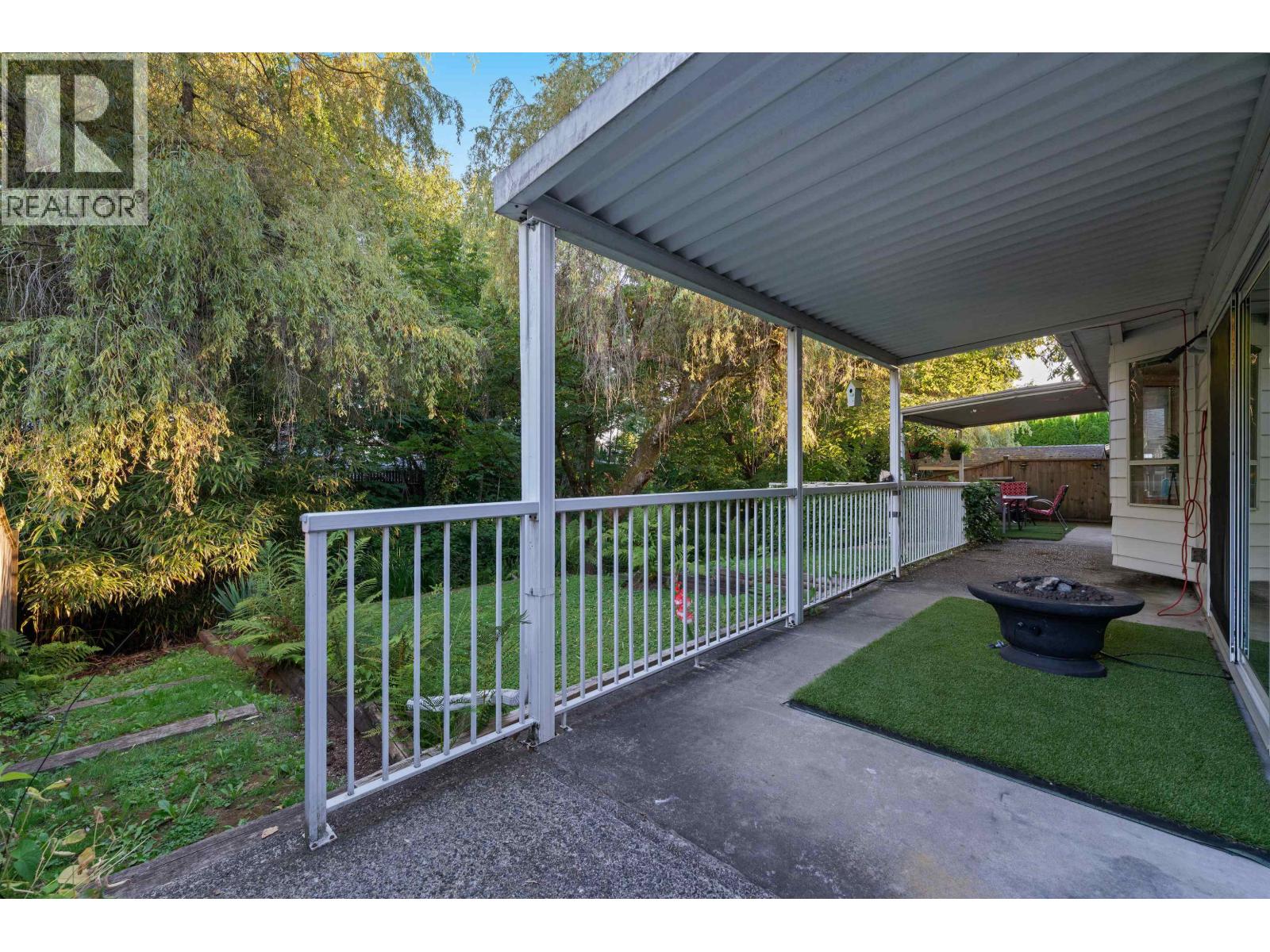 21034 Barker Avenue, Maple Ridge, British Columbia  V2X 8R6 - Photo 11 - R3049776