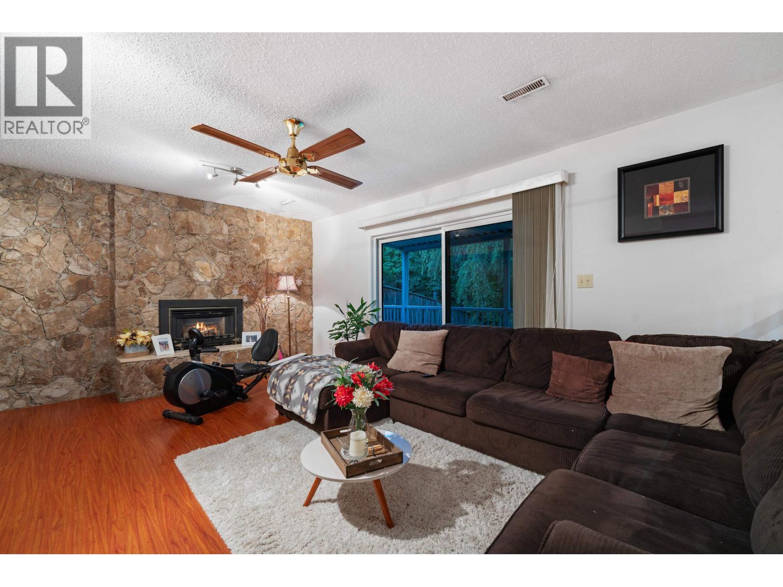 21034 Barker Avenue, Maple Ridge, British Columbia  V2X 8R6 - Photo 18 - R3049776