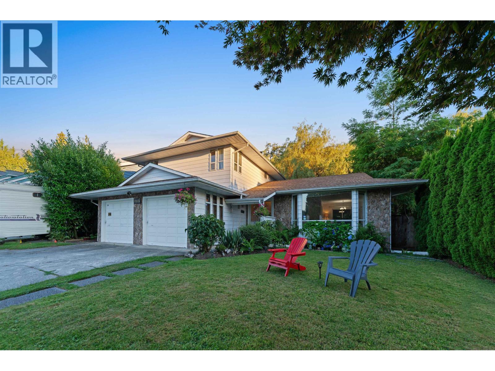 21034 Barker Avenue, Maple Ridge, British Columbia  V2X 8R6 - Photo 3 - R3049776