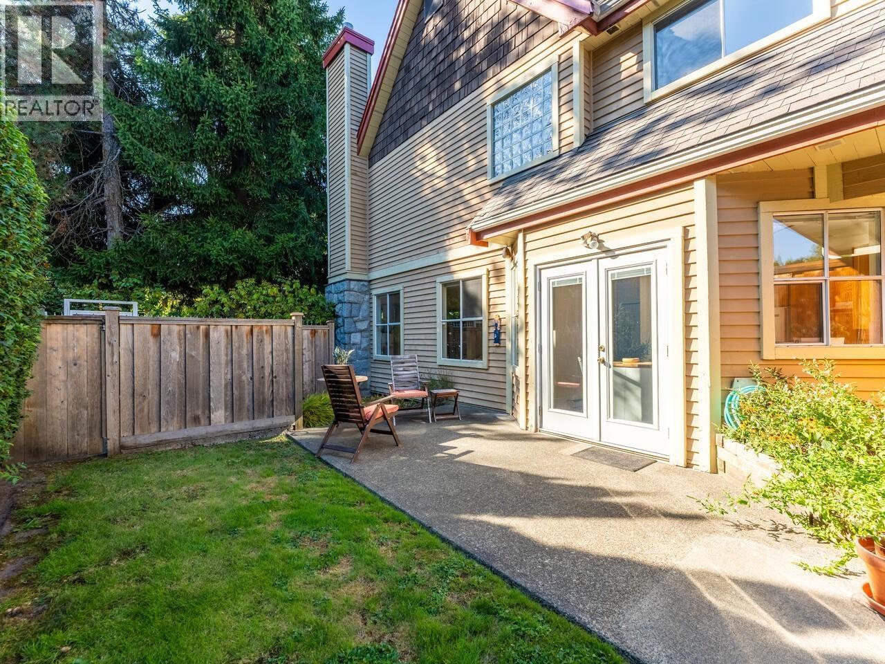 11 5400 PATTERSON AVENUE, Burnaby, British Columbia