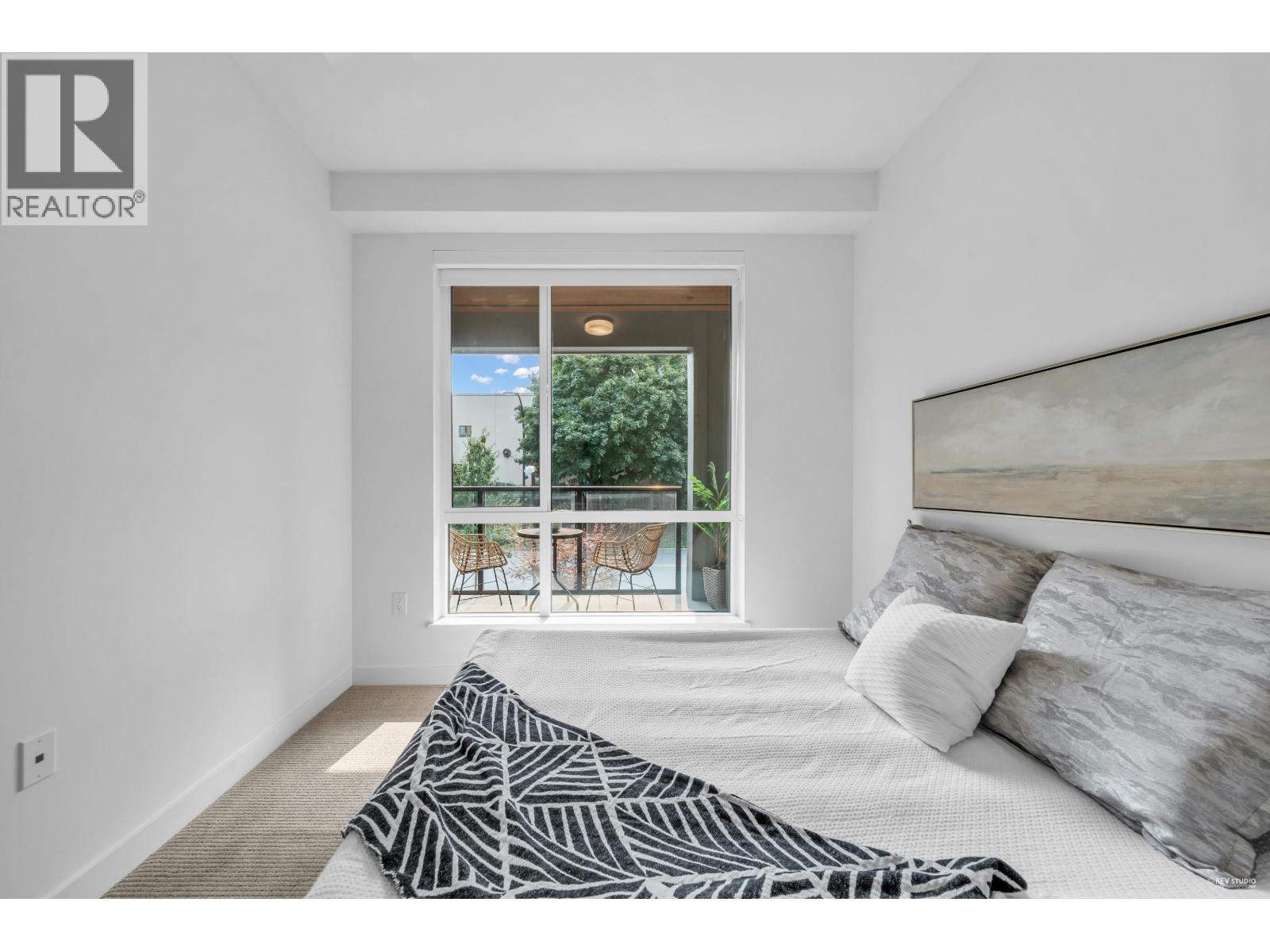 209 7588 16th Street, Burnaby, British Columbia  V3N 0H8 - Photo 15 - R3048675