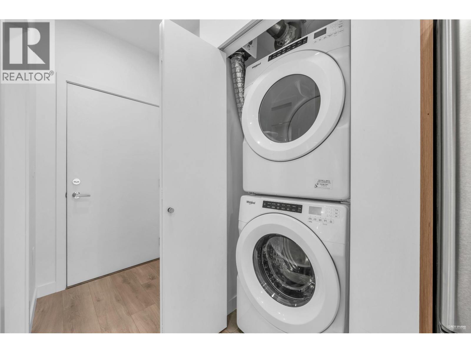 209 7588 16th Street, Burnaby, British Columbia  V3N 0H8 - Photo 17 - R3048675