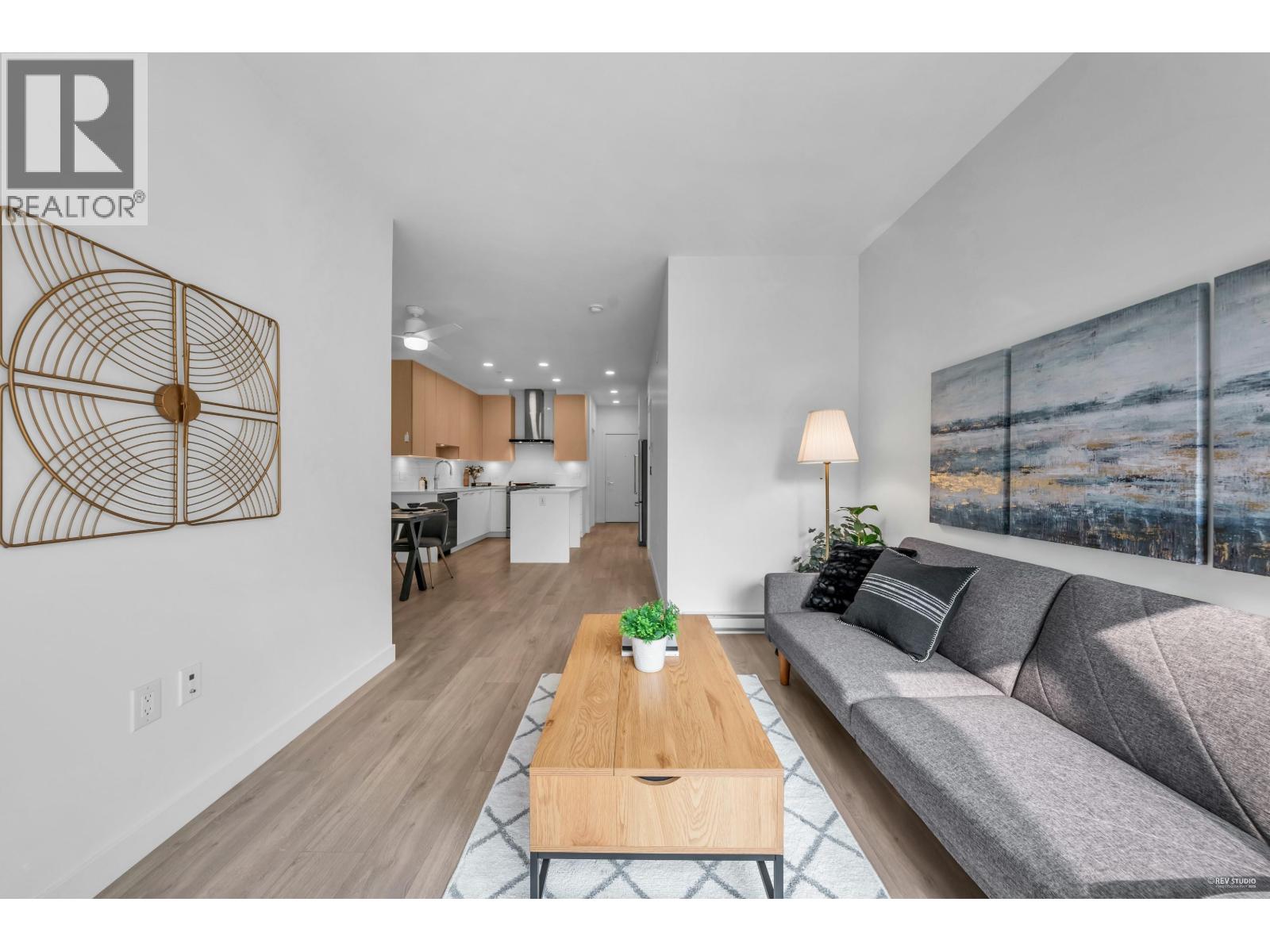 209 7588 16th Street, Burnaby, British Columbia  V3N 0H8 - Photo 8 - R3048675