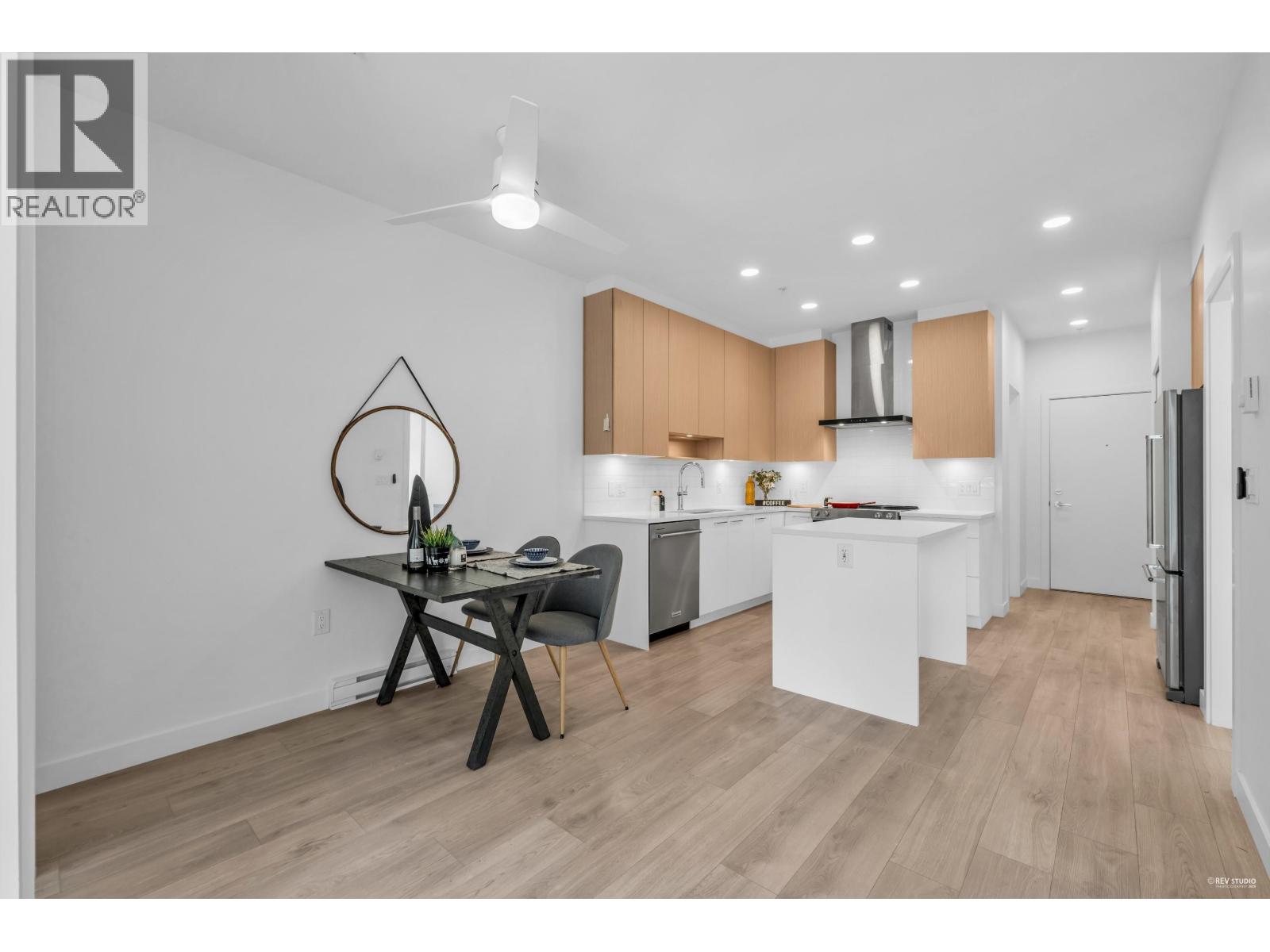 209 7588 16th Street, Burnaby, British Columbia  V3N 0H8 - Photo 23 - R3048675