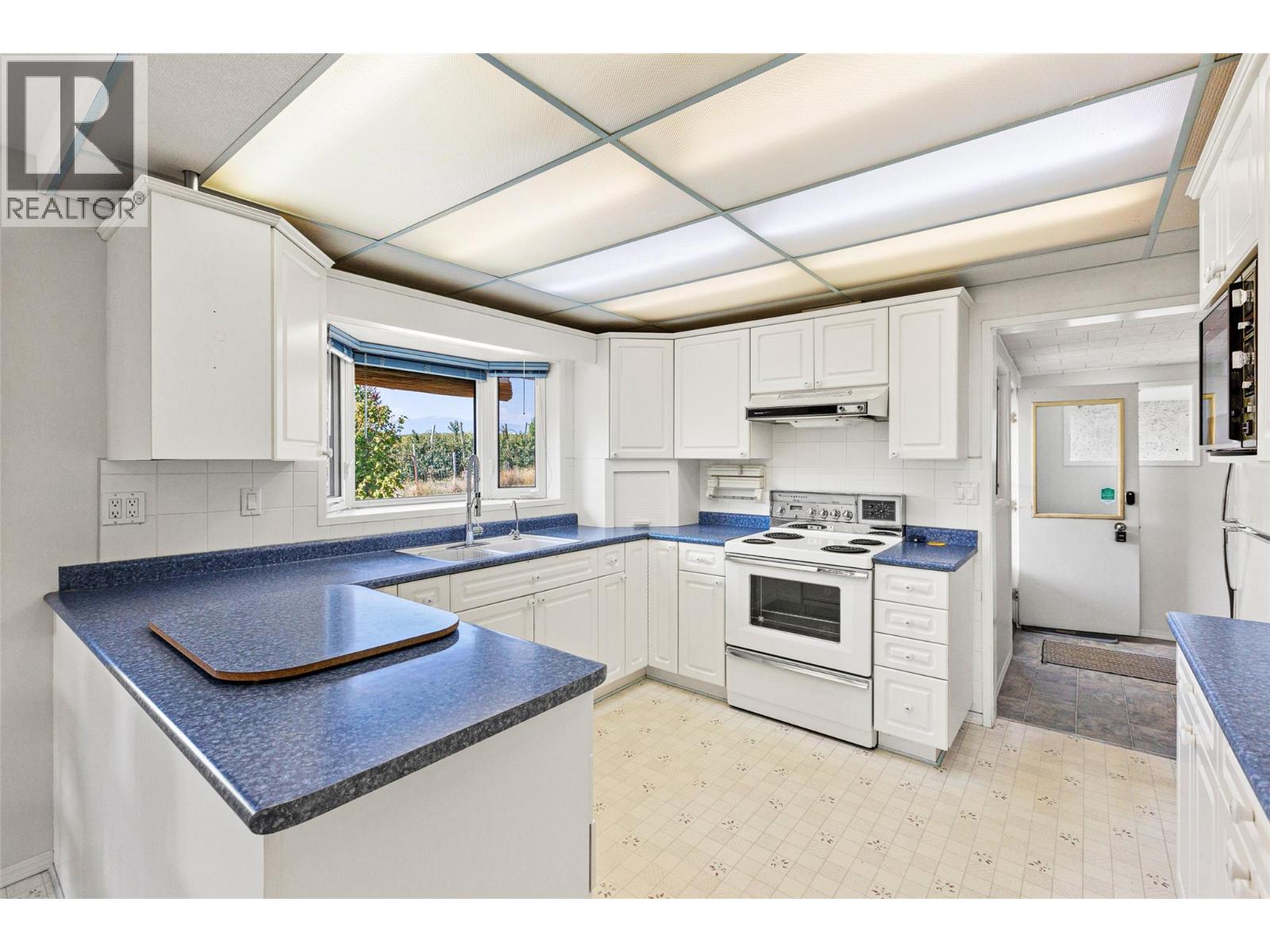 1220 25th Avenue S, Creston, British Columbia  V0B 1G1 - Photo 6 - 10363140