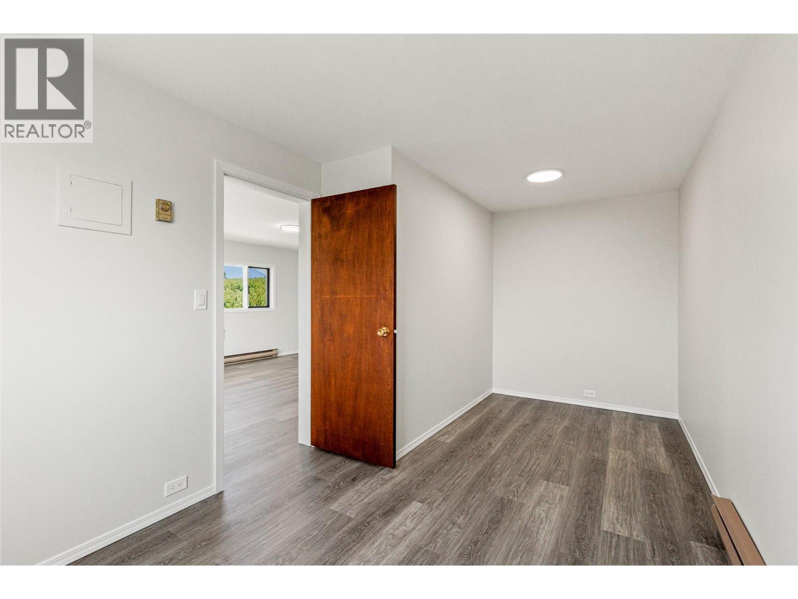 1220 25th Avenue S, Creston, British Columbia  V0B 1G1 - Photo 24 - 10363140