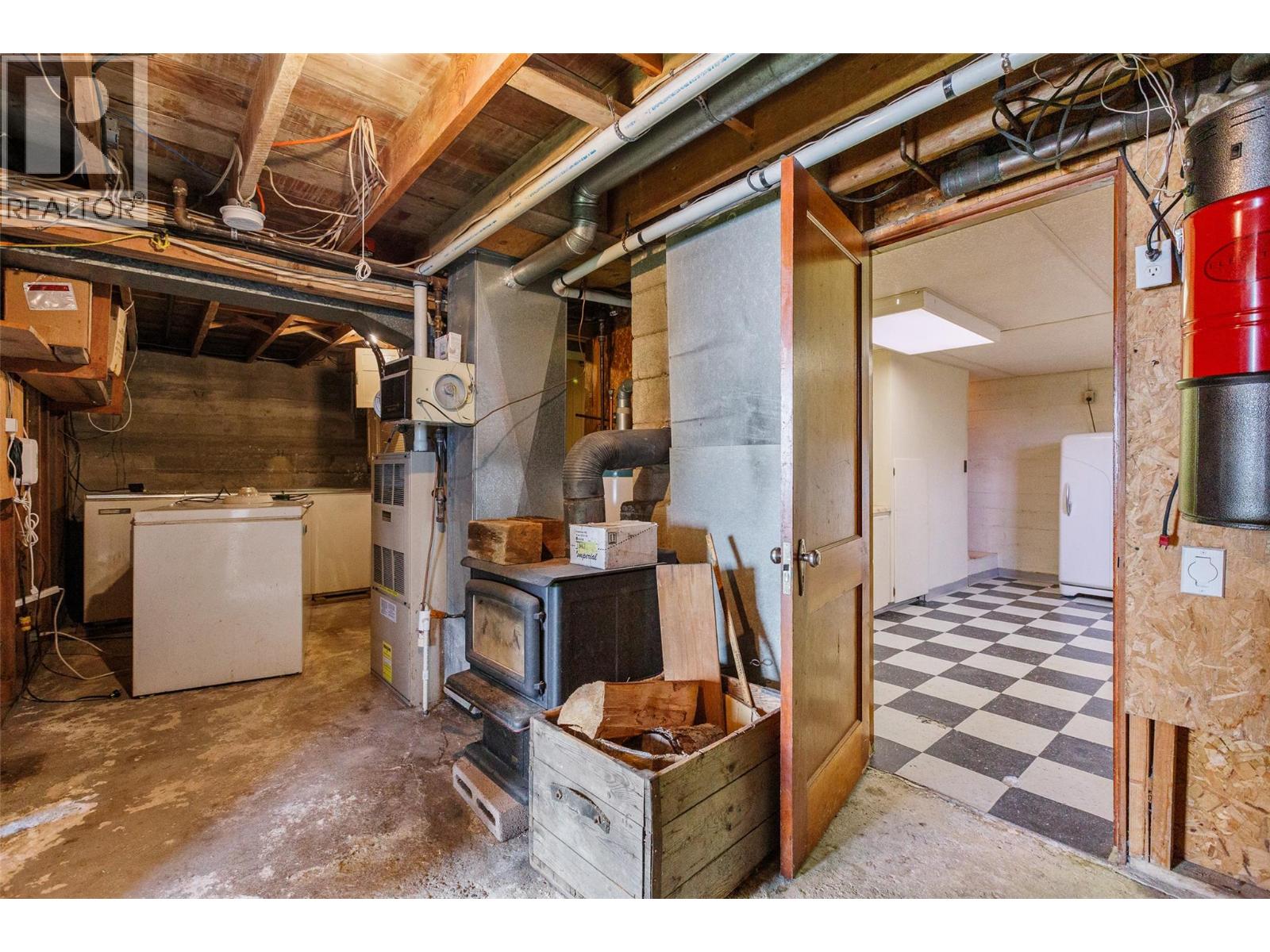 1220 25th Avenue S, Creston, British Columbia  V0B 1G1 - Photo 31 - 10363140