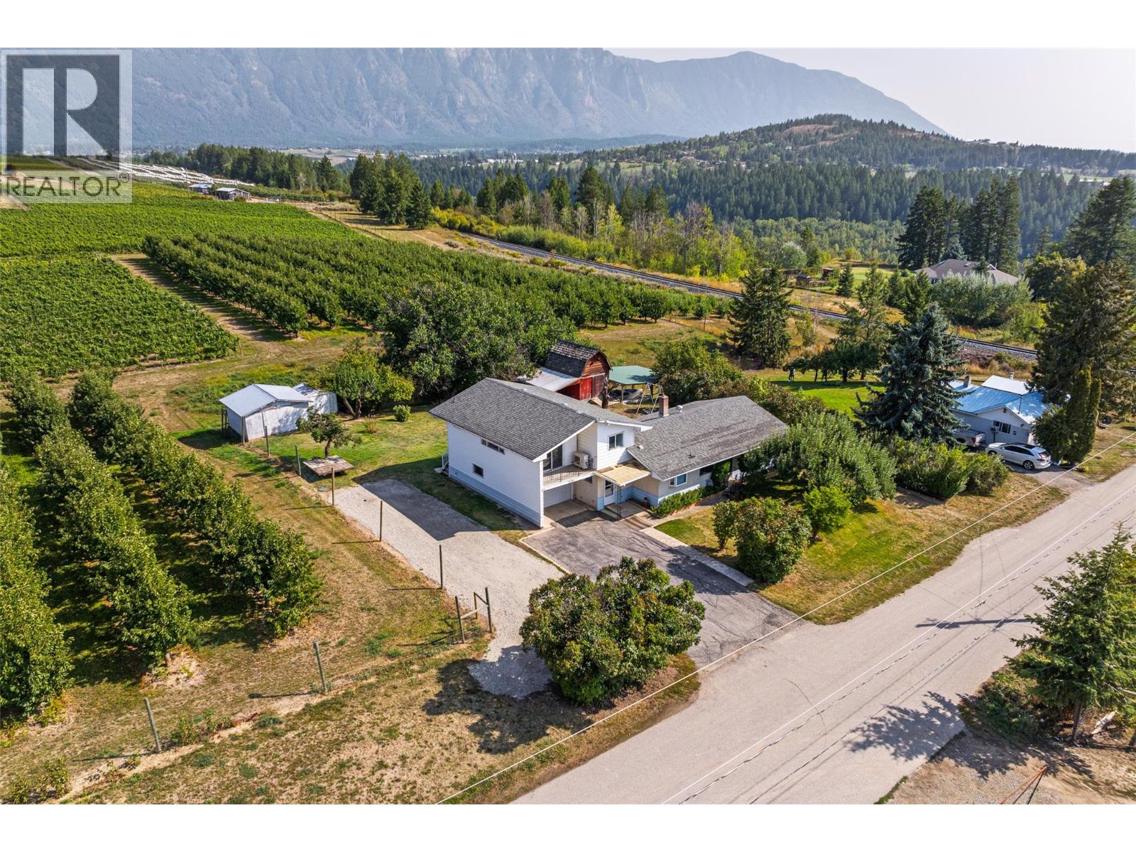 1220 25th Avenue S, Creston, British Columbia  V0B 1G1 - Photo 74 - 10363140