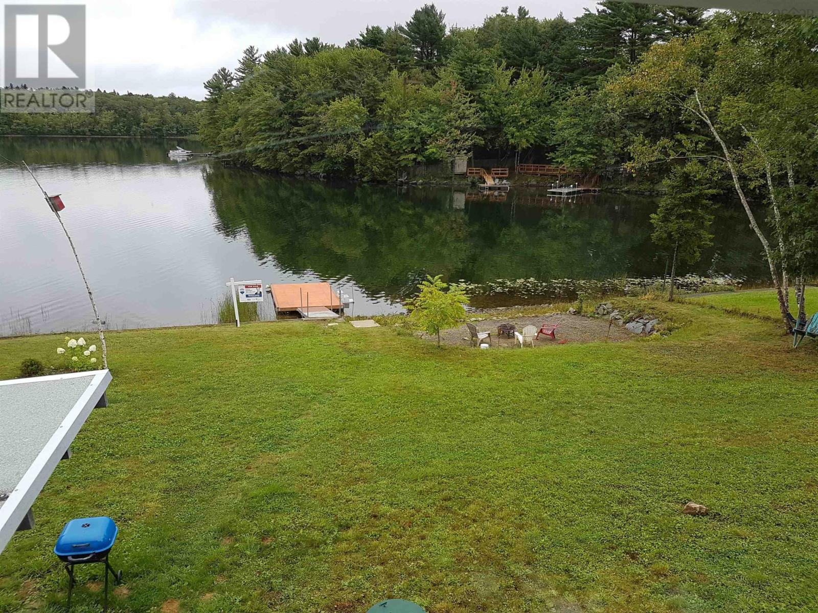 Property at 62 Judy Anne Court image 3