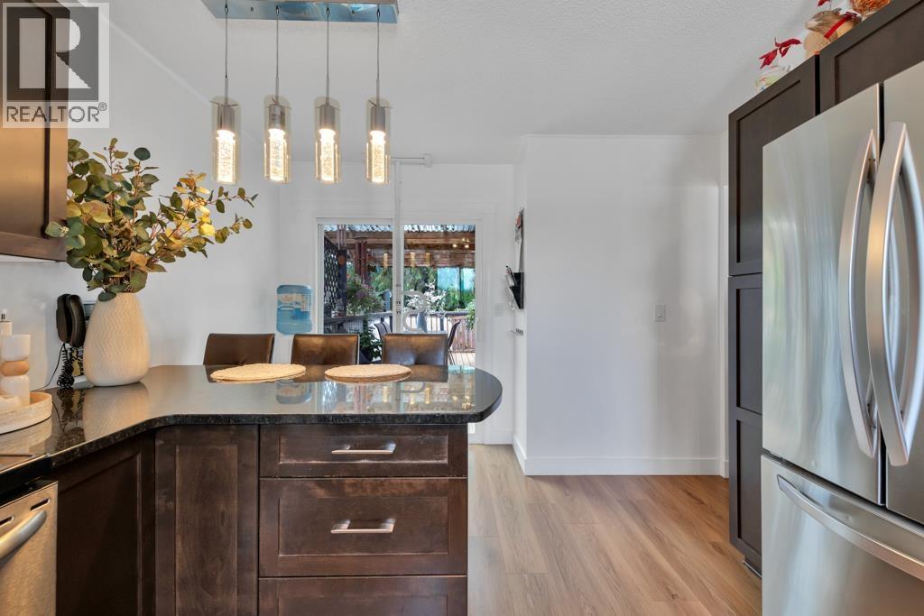 19360 121b Avenue, Pitt Meadows, British Columbia  V3Y 1J4 - Photo 10 - R3047277