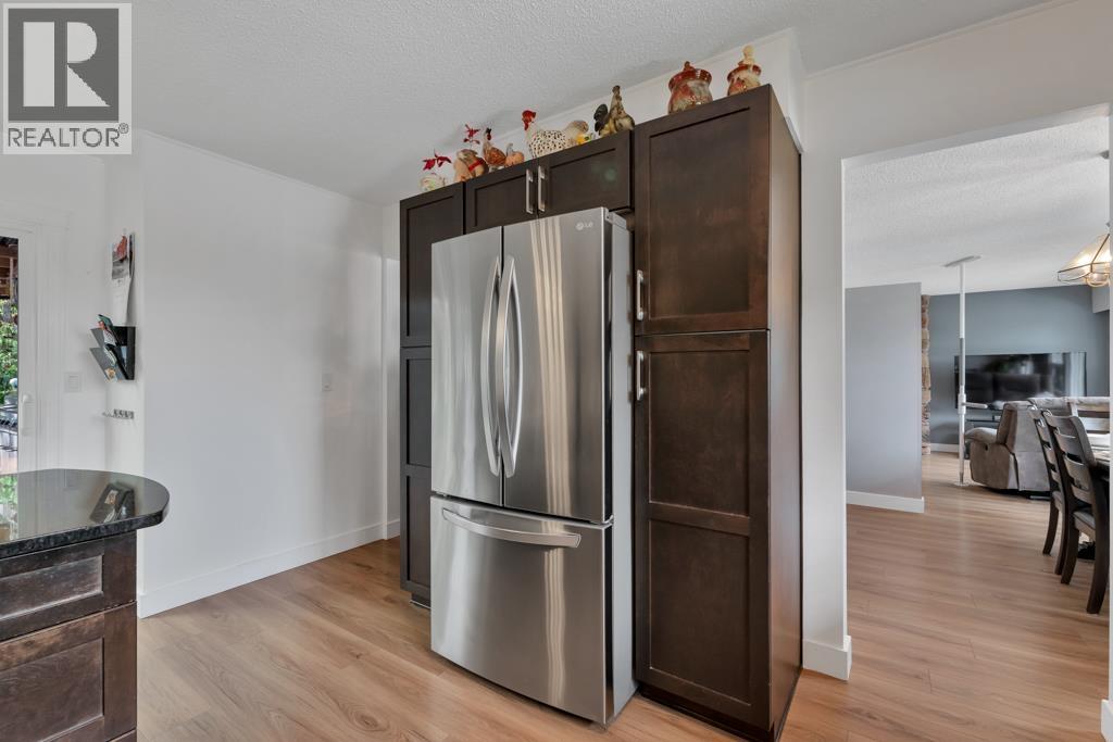 19360 121b Avenue, Pitt Meadows, British Columbia  V3Y 1J4 - Photo 11 - R3047277