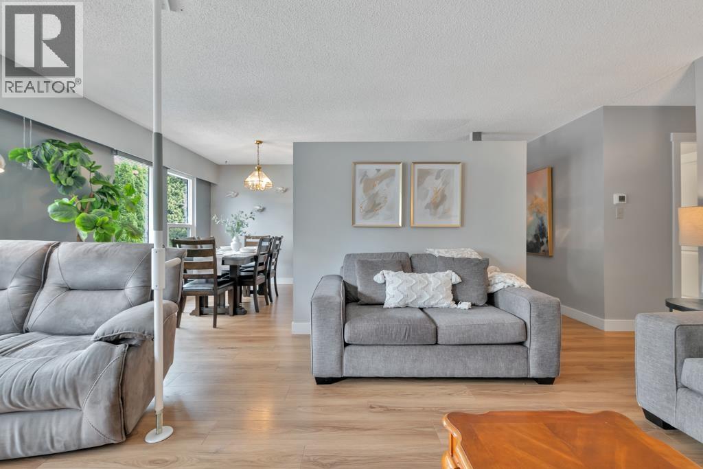 19360 121b Avenue, Pitt Meadows, British Columbia  V3Y 1J4 - Photo 16 - R3047277