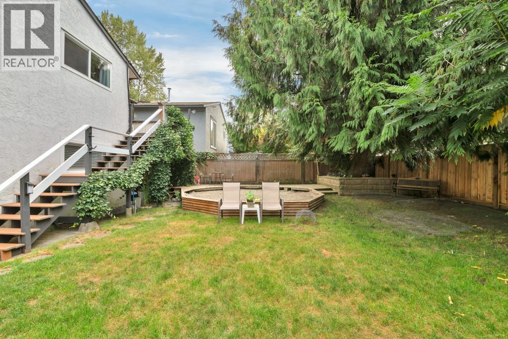 19360 121b Avenue, Pitt Meadows, British Columbia  V3Y 1J4 - Photo 36 - R3047277