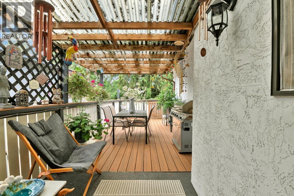 19360 121b Avenue, Pitt Meadows, British Columbia  V3Y 1J4 - Photo 12 - R3047277