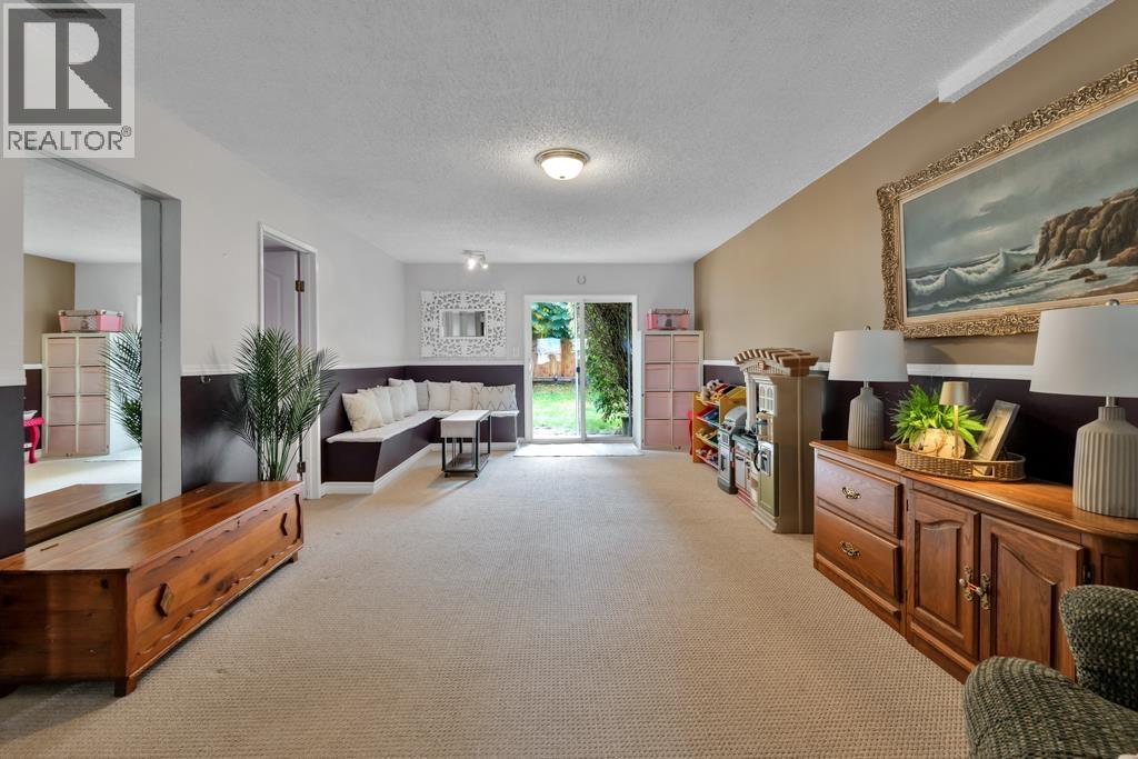 19360 121b Avenue, Pitt Meadows, British Columbia  V3Y 1J4 - Photo 32 - R3047277