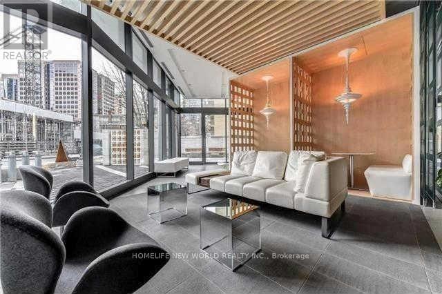 4305 - 45 Charles Street E, Toronto (Church-Yonge Corridor), Ontario  M4Y 0B8 - Photo 8 - C12413621