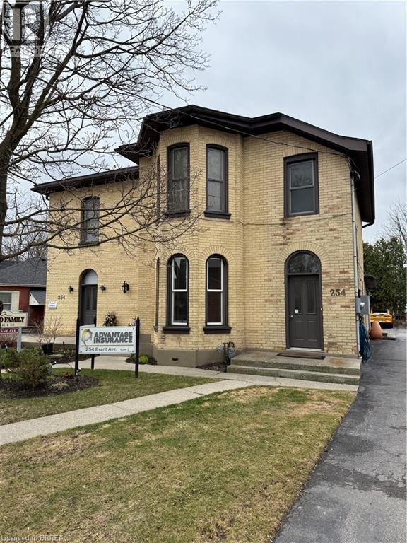 254 Brant Avenue, Brantford, Ontario  N3T 3J5 - Photo 2 - 40771349