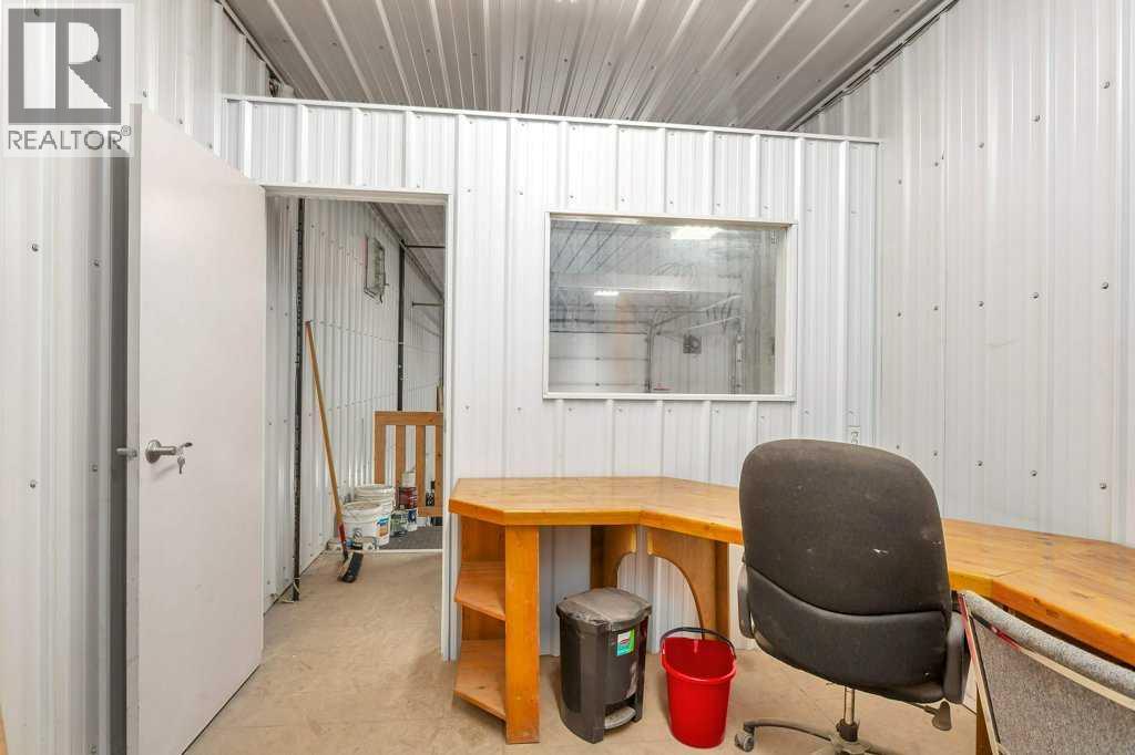 4911 50 Avenue, Eckville, Alberta  T0M 0X0 - Photo 18 - A2213077