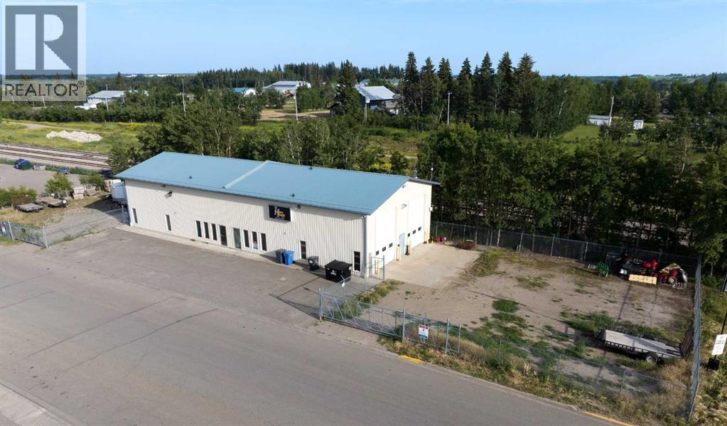 4907 And 4911 50 Avenue, Eckville, Alberta  T0M 0X0 - Photo 4 - A2213081