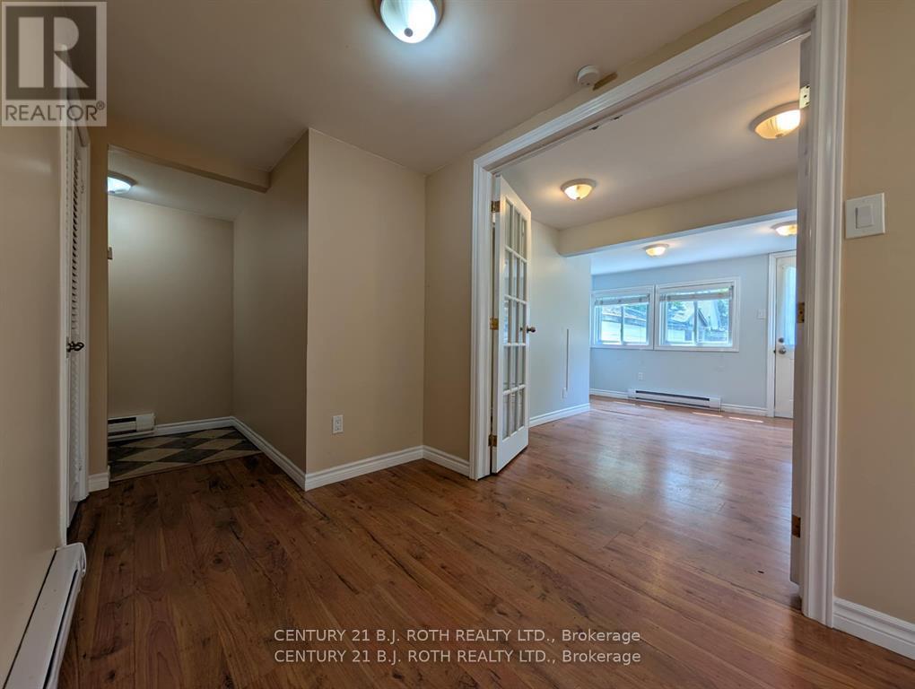 775 James Street, Innisfil, Ontario  L9S 2G6 - Photo 20 - N12413662