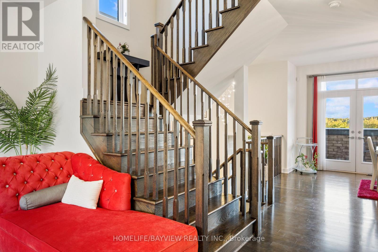 96 Anchusa Drive, Richmond Hill, Ontario  L4E 1C5 - Photo 12 - N12411006