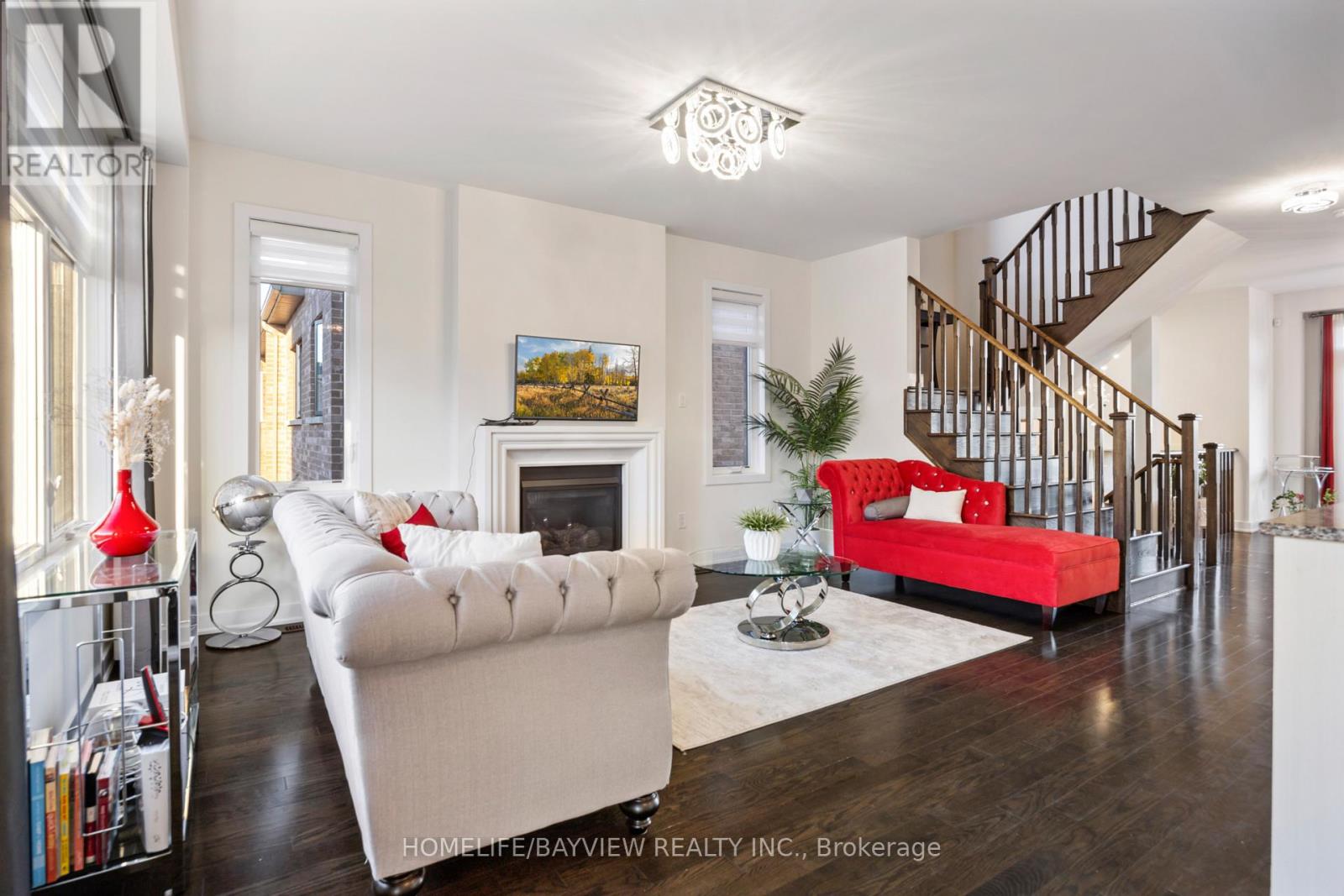 96 Anchusa Drive, Richmond Hill, Ontario  L4E 1C5 - Photo 6 - N12411006