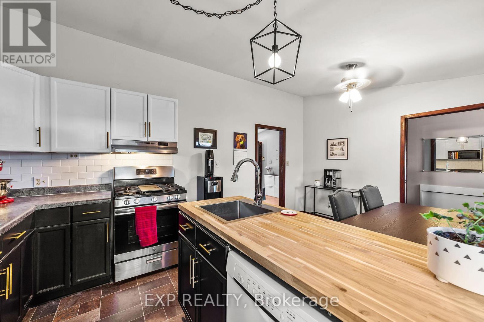 807 Cambridge Street, Woodstock, Ontario  N4S 4V8 - Photo 4 - X12413741