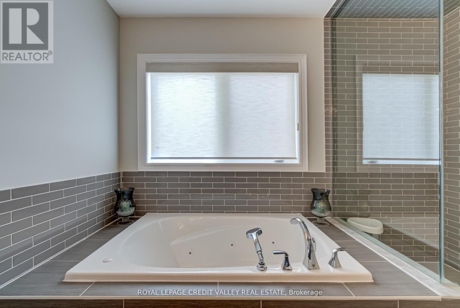 44 Walbrook Road, Brampton, Ontario  L6X 4N4 - Photo 30 - W12412487