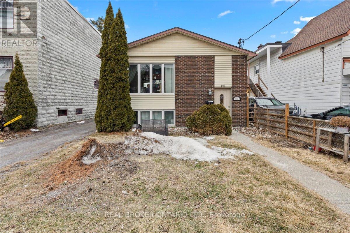 161 GUIGUES AVENUE, Ottawa, Ontario