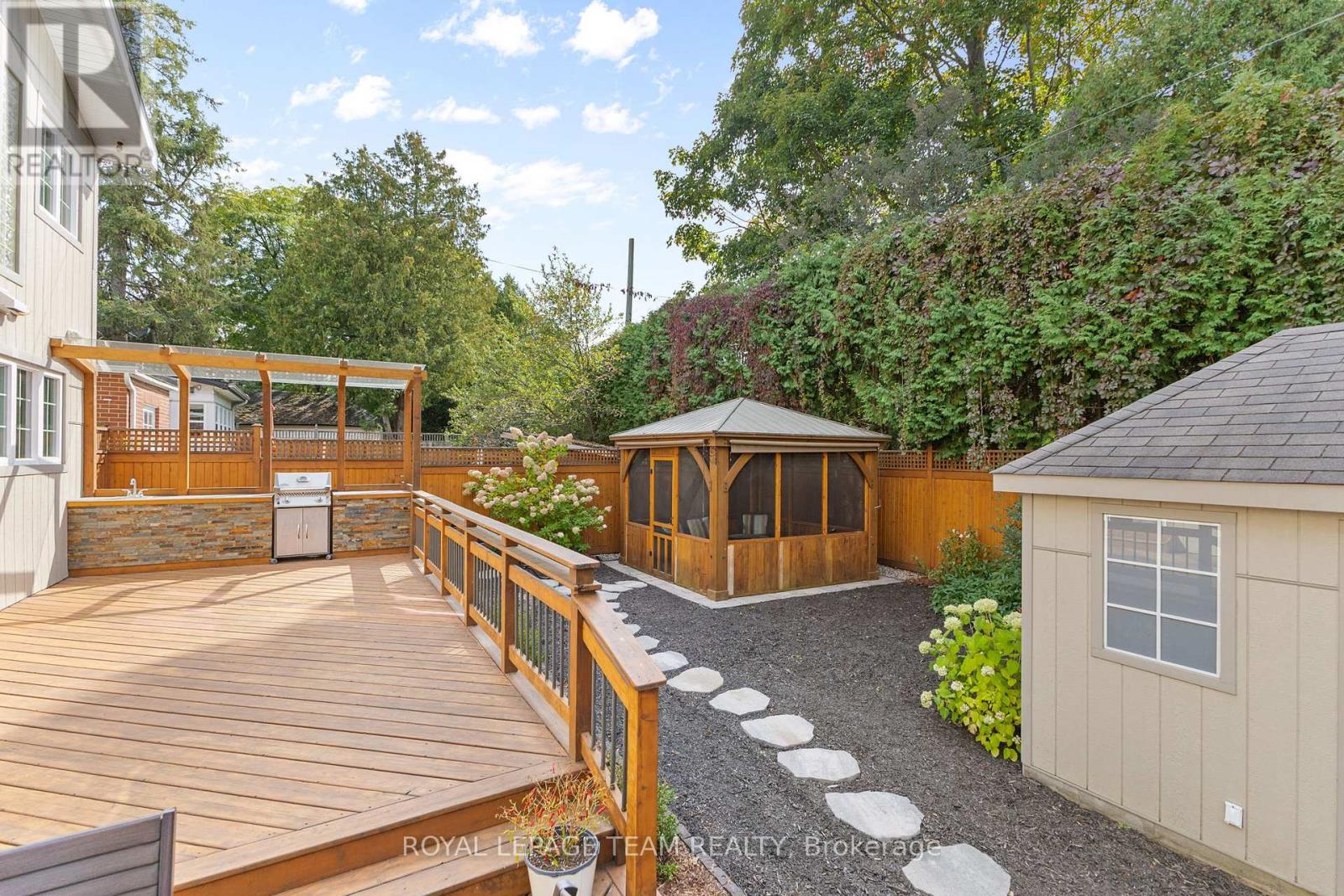 524 Broadview Avenue, Ottawa, Ontario  K2A 2L4 - Photo 35 - X12413693