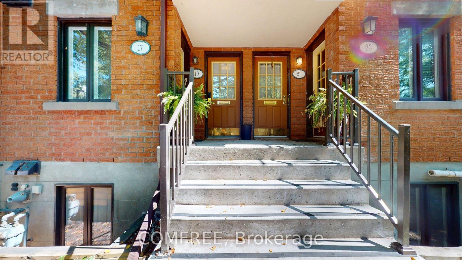 100 - 23 Blue Moon Private, Ottawa, Ontario  K1K 4K5 - Photo 2 - X12413704