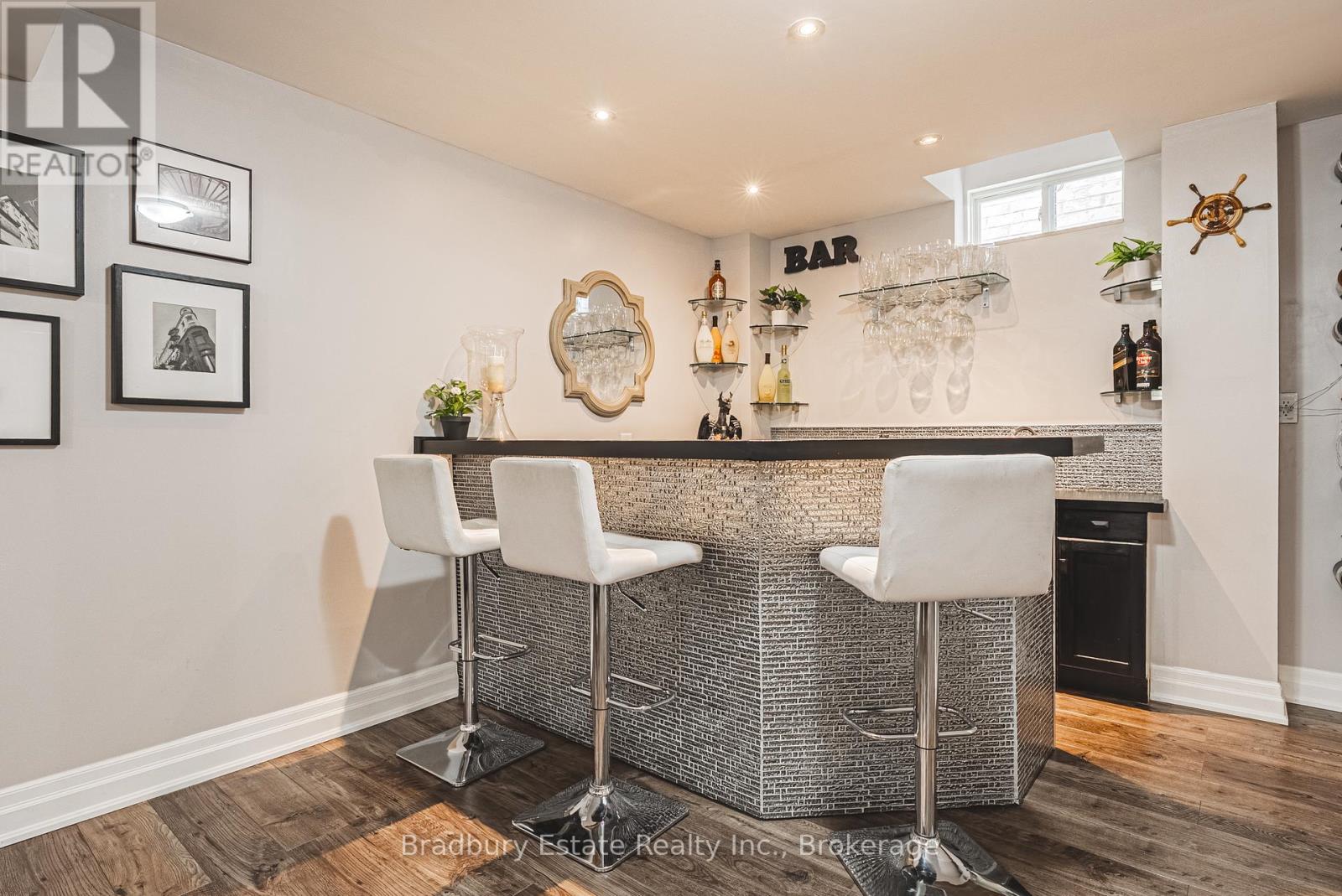 11 Weathering Heights, Hamilton, Ontario  L8J 0E6 - Photo 38 - X12413724