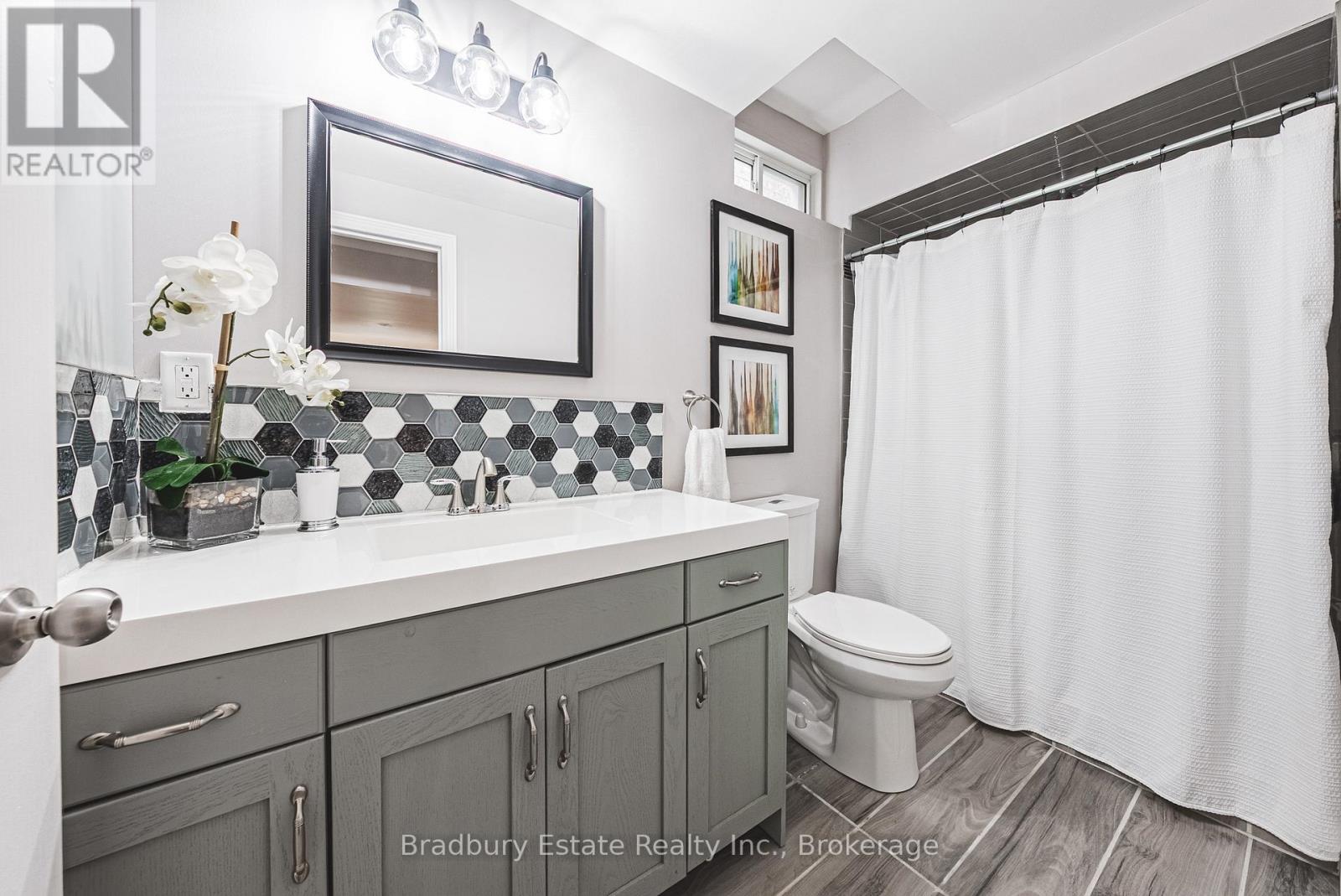 11 Weathering Heights, Hamilton, Ontario  L8J 0E6 - Photo 39 - X12413724