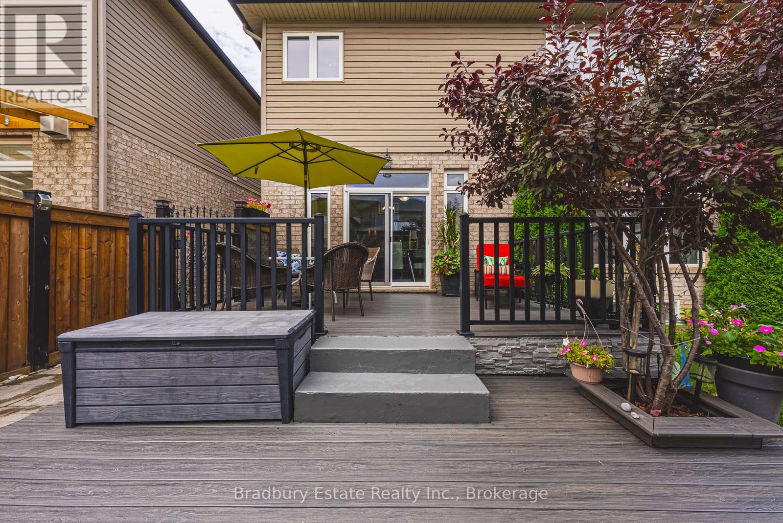 11 Weathering Heights, Hamilton, Ontario  L8J 0E6 - Photo 45 - X12413724