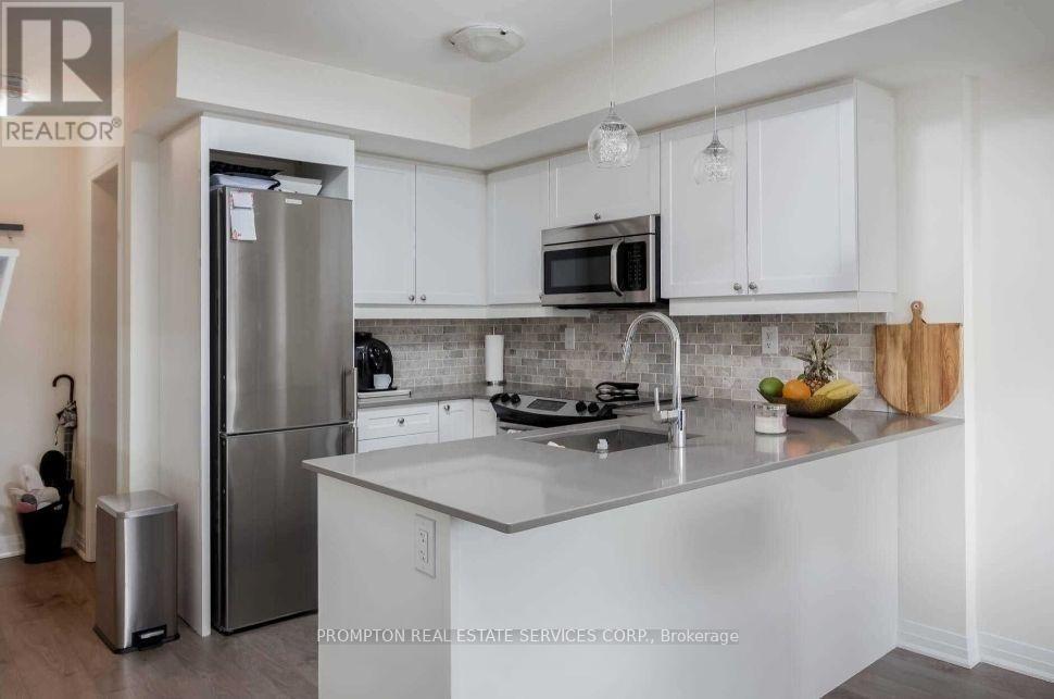 3 - 167 William Duncan Road, Toronto, Ontario  M3K 0B7 - Photo 5 - W12413630
