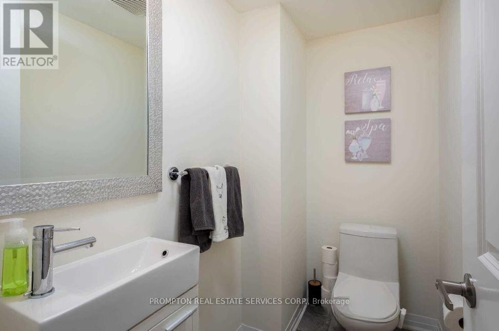 3 - 167 William Duncan Road, Toronto, Ontario  M3K 0B7 - Photo 9 - W12413630