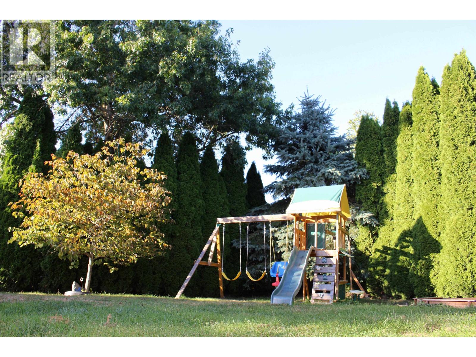 20245 Ditton Street, Maple Ridge, British Columbia  V2X 3N1 - Photo 16 - R3047255