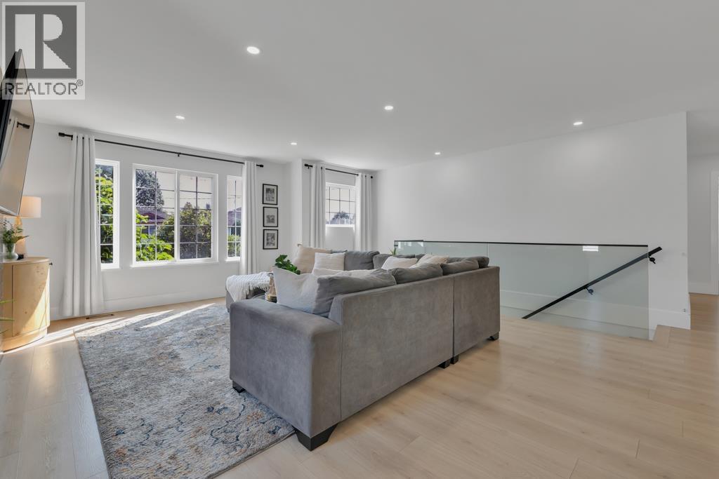 20245 Ditton Street, Maple Ridge, British Columbia  V2X 3N1 - Photo 19 - R3047255