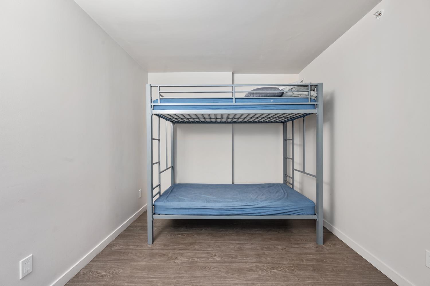 1502 13303 Central Avenue, Surrey, British Columbia  V3T 0K6 - Photo 9 - R3049837