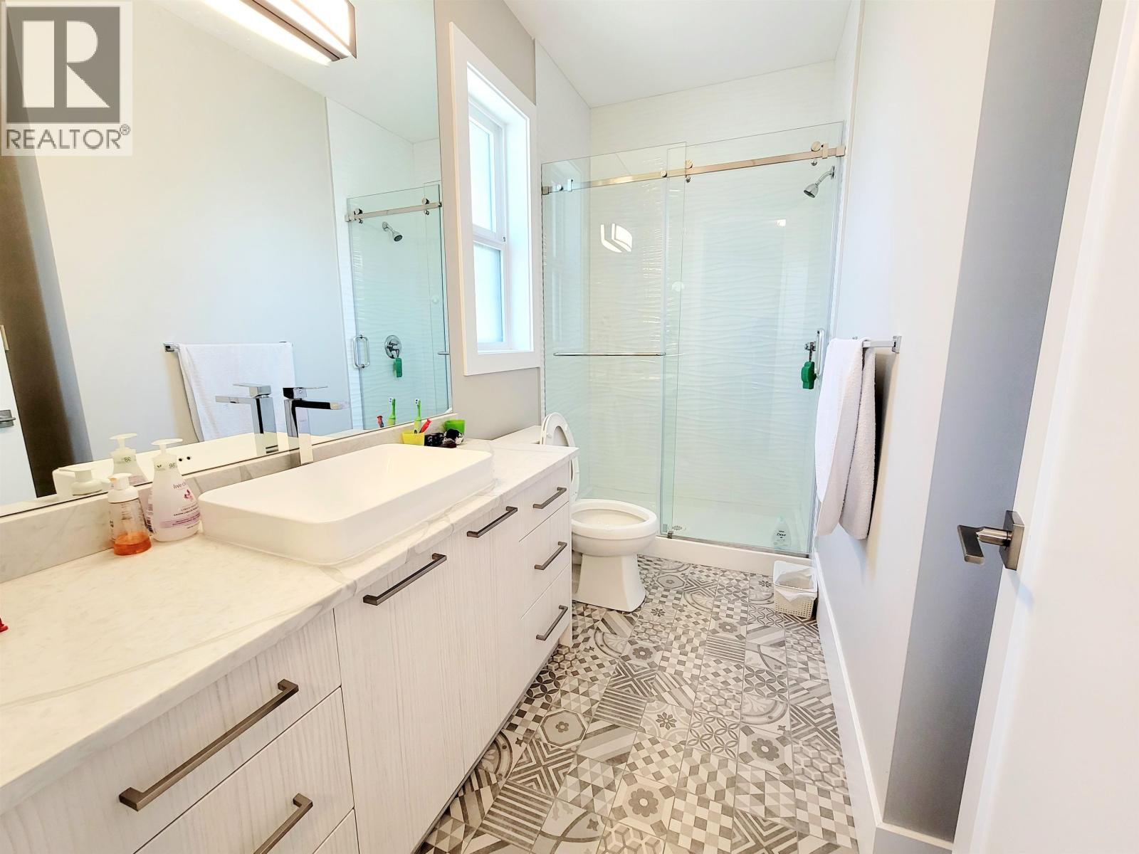 5988 Gibbons Drive, Richmond, British Columbia  V7C 2C7 - Photo 15 - R3049710