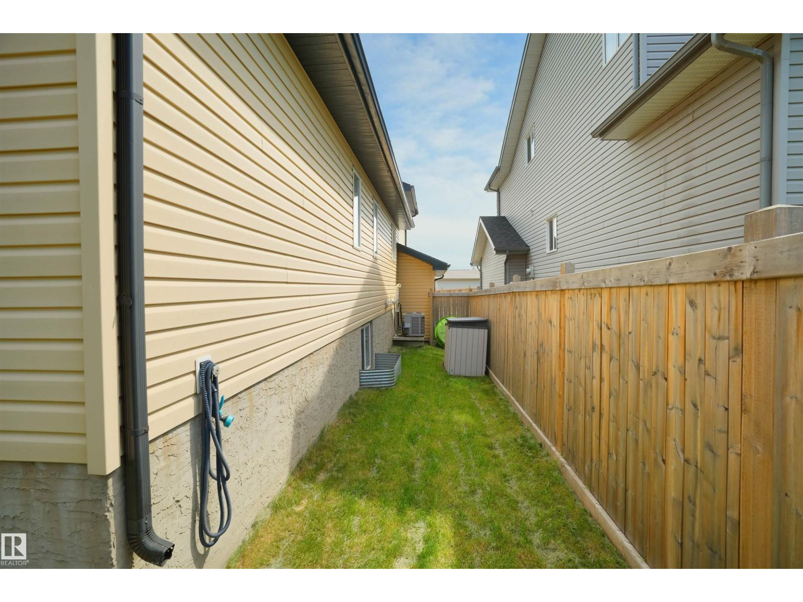 3812 163 Av Nw, Edmonton, Alberta  T5Y 0G6 - Photo 11 - E4458427